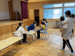 もしもし・・・内科検診 アリさんのご飯: おおはまDiary, 画像サイズ:300x225