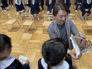 Lively-1391.gif