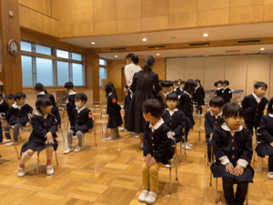 Lively-1393.gif