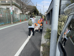 Lively-1398.gif