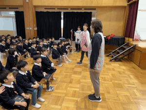 Lively-1407.gif