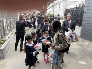 Lively-1416.gif